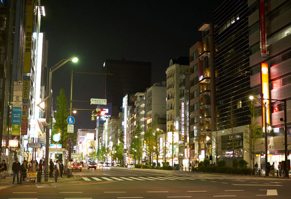 Le quartier d'Akihabara 秋葉原 de nuit © Aventure Japon 2016