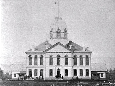 Bâtiment principal du bureau de la colonisation d’Ezo, le Kaitakushi 開拓使, 1873 © Bibliothèque de l’université d’Hokkaïdô, Hokudai fuzoku toshokan 北大付属図書館