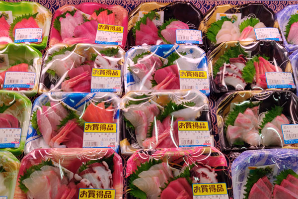 Du sashimi en barquette